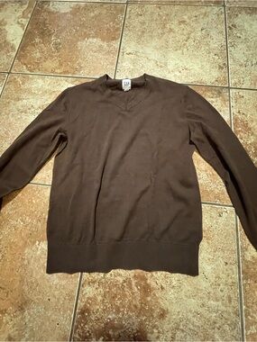 Brown Gap V-neck sweater in size S